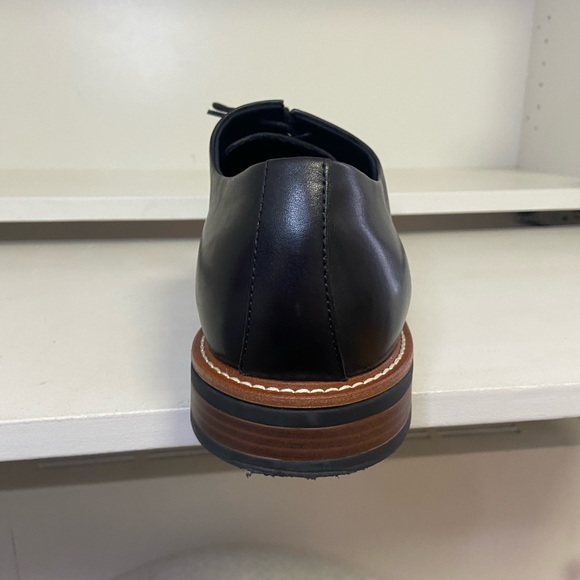 NEW! Men’s Oxford  Leather Shoes - Picture 3 of 8